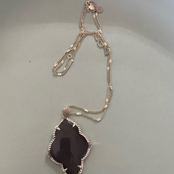 Stella & Dot necklace. - Picture 2 of 6